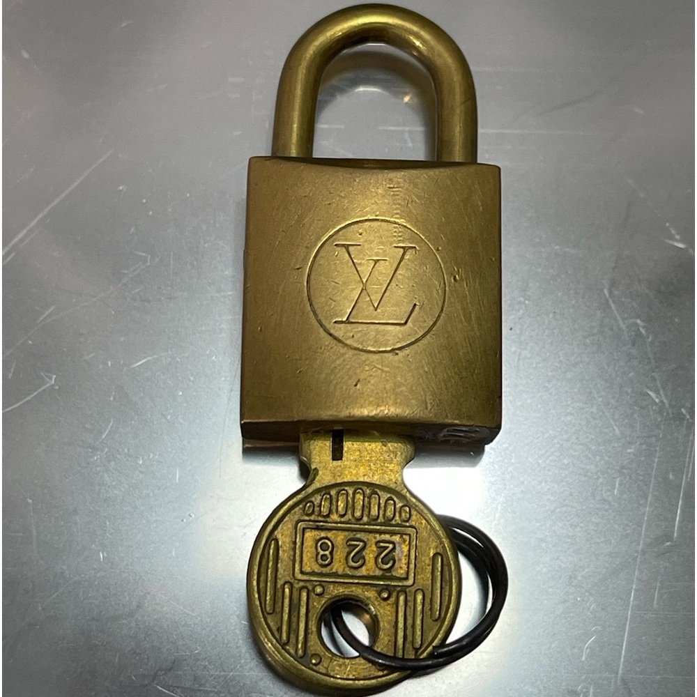 Auth LV Lock and Key- this is the 200 series Vintage #228